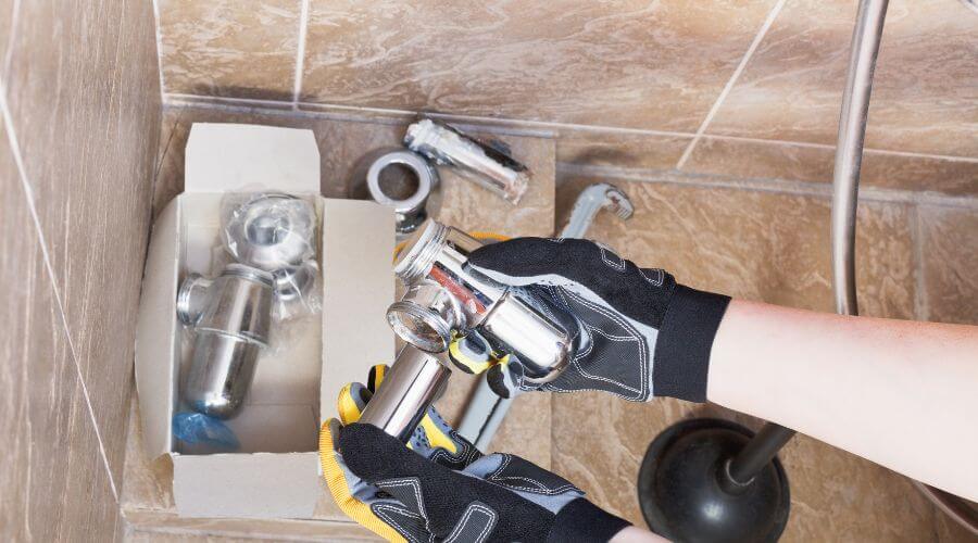 Professional gutter cleaning in Middle Island, NY